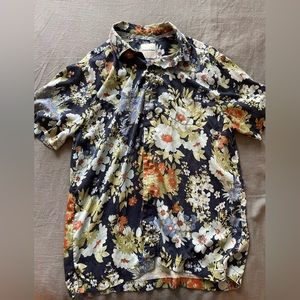 100% Silk Men’s Tommy Bahama Hawaiian Shirt Size Large